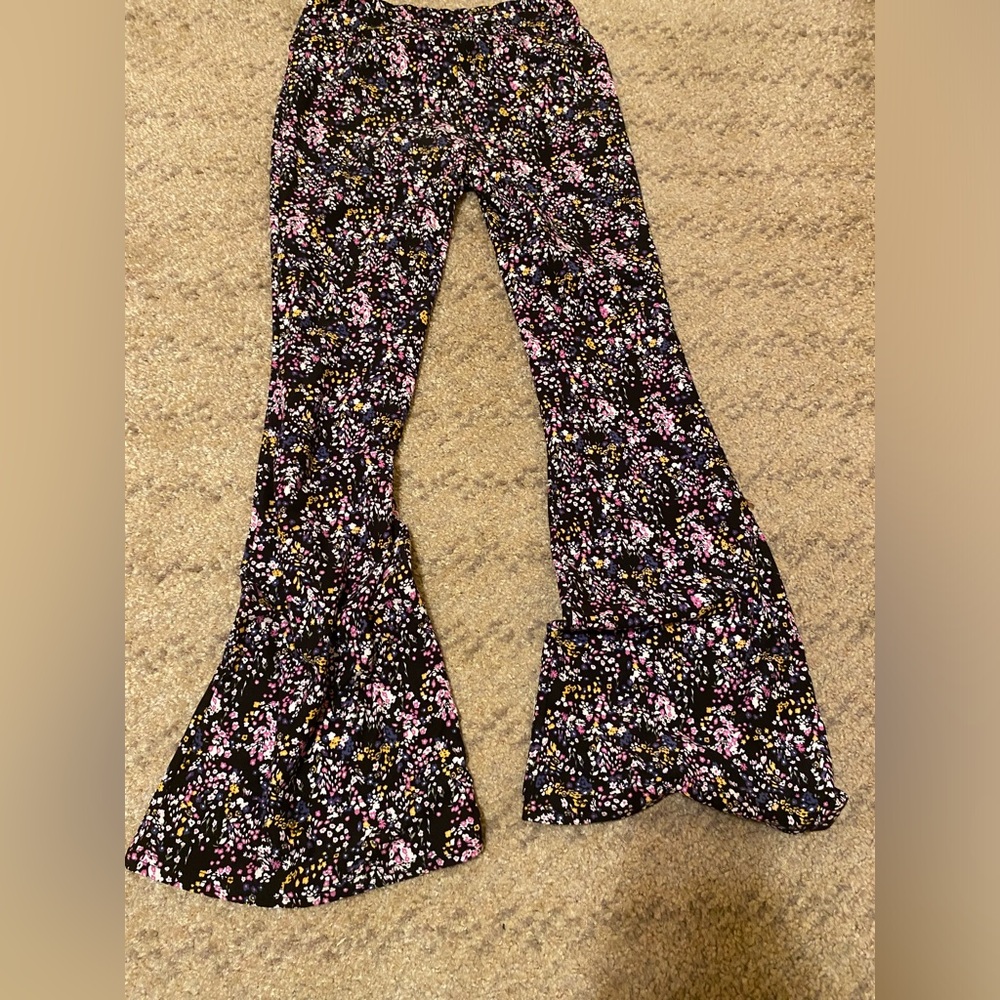 Printed pants 🤎💜 - Picture 3 of 5